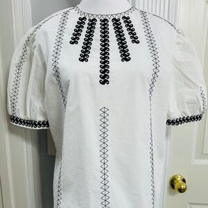 NWOT White top with black embroidery